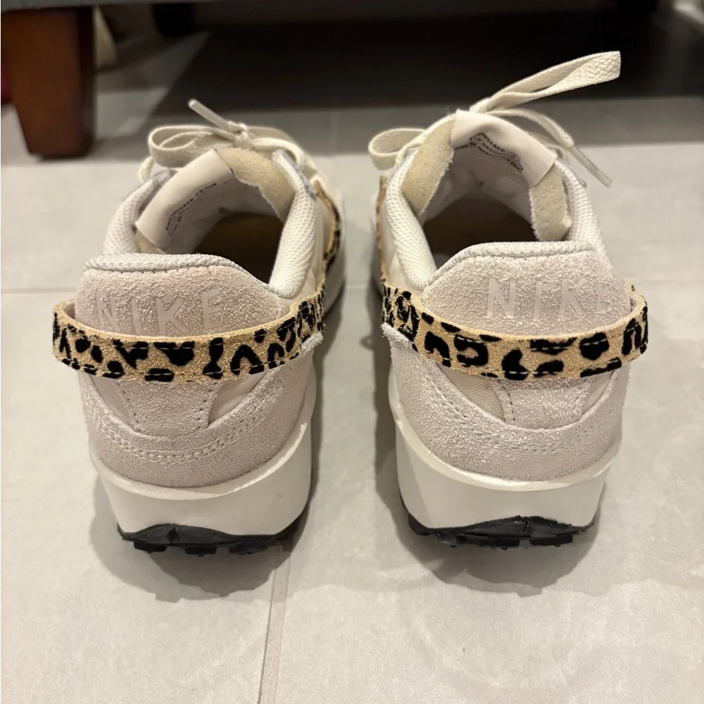 Nike Waffle Debut Women’s Sneaker Leopard Print Size 7